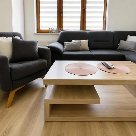Debowy Zakatek Apartmán Zator